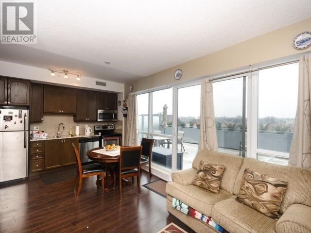 615 - 15 James Finlay Way, Condo with 2 bedrooms, 2 bathrooms and 1 parking in Toronto ON | Image 8