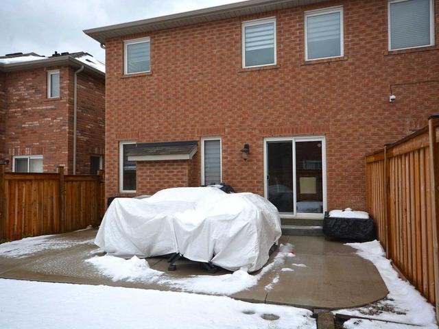 252 Brussels Ave, House semidetached with 4 bedrooms, 4 bathrooms and 3 parking in Brampton ON | Image 33