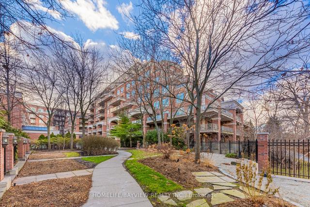 427 - 20 Burkebrook Pl, Condo with 1 bedrooms, 2 bathrooms and 1 parking in Toronto ON | Image 12