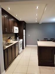 101 - 2556 Argyle Rd, Condo with 3 bedrooms, 2 bathrooms and 1 parking in Mississauga ON | Image 3