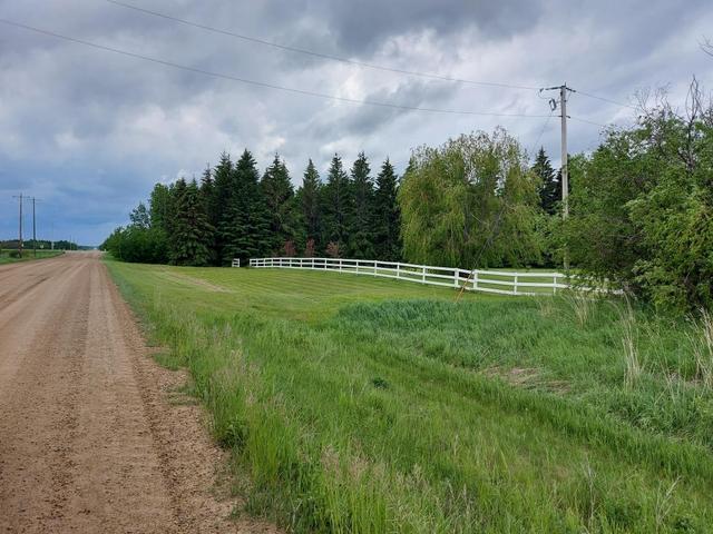 42006 Range Road 210, House detached with 3 bedrooms, 1 bathrooms and null parking in Camrose County AB | Image 40