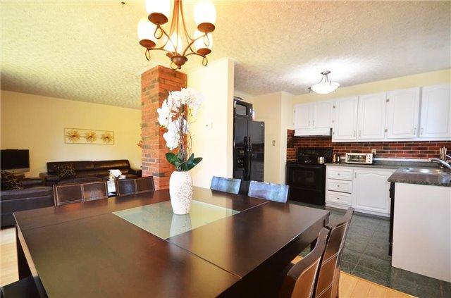 5 Kecala Rd, House detached with 3 bedrooms, 2 bathrooms and 3 parking in Toronto ON | Image 13