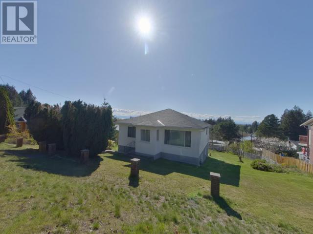 6431 Hillcrest Ave, House detached with 3 bedrooms, 1 bathrooms and 1 parking in Powell River BC | Image 16