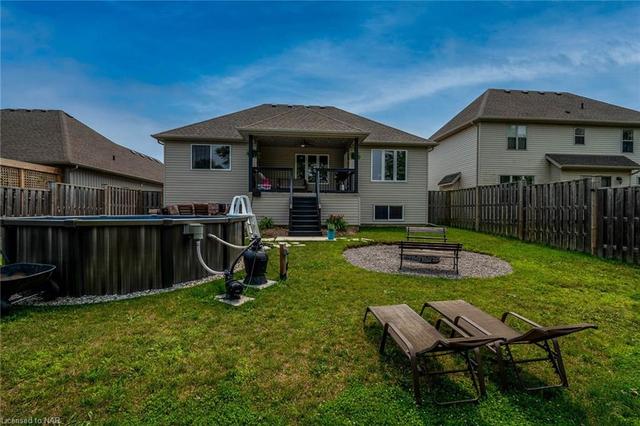 3954 Village Creek Drive, House detached with 3 bedrooms, 2 bathrooms and 6 parking in Fort Erie ON | Image 39