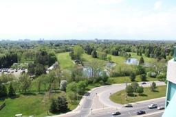 lph 20 - 7805 Bayview Ave, Condo with 2 bedrooms, 3 bathrooms and 2 parking in Markham ON | Image 2