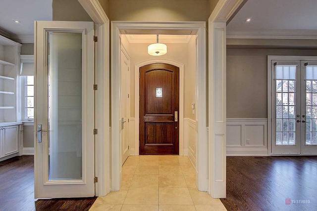 81 Stormont Ave, House detached with 5 bedrooms, 5 bathrooms and 4 parking in Toronto ON | Image 12