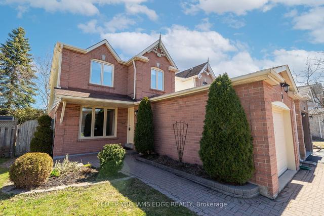 11 Inglis Ave, House attached with 3 bedrooms, 3 bathrooms and 3 parking in Clarington ON | Image 12