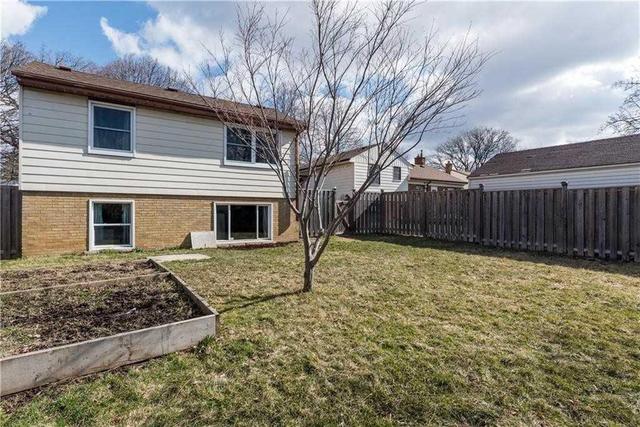 1002 Brucedale Ave E, House detached with 2 bedrooms, 2 bathrooms and 2 parking in Hamilton ON | Image 19