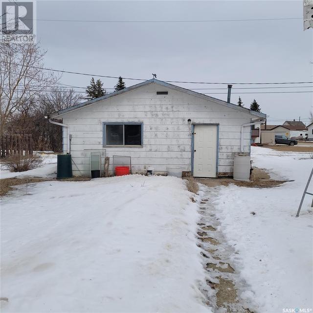 118 2 Avenue E, House detached with 2 bedrooms, 1 bathrooms and null parking in Allan SK | Image 28