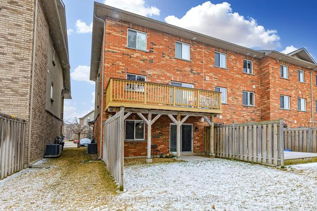 9 - 57 Ferndale Dr S, Townhouse with 2 bedrooms, 1 bathrooms and 1 parking in Barrie ON | Image 21