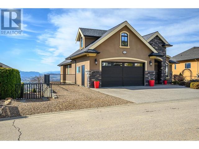 1012 Foothills Court, House detached with 5 bedrooms, 4 bathrooms and 5 parking in Vernon BC | Image 2