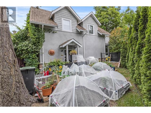 1907 Abbott Street, House detached with 5 bedrooms, 4 bathrooms and 6 parking in Kelowna BC | Image 51