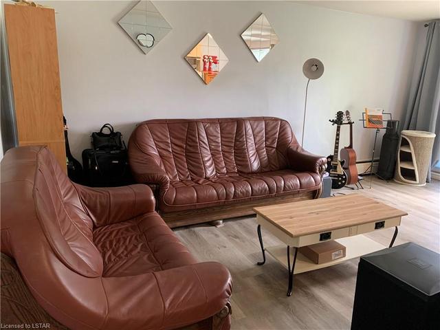 Living room fully furnished | Image 3