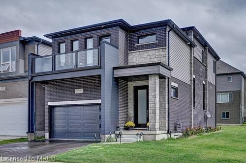 900 Tartan Court, House detached with 4 bedrooms, 2 bathrooms and 4 parking in Kitchener ON | Image 2