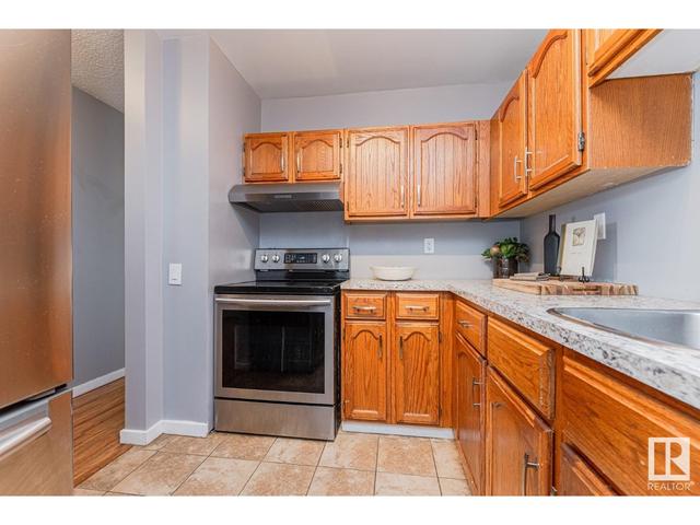 506 - 10175 109 St Nw, Condo with 3 bedrooms, 1 bathrooms and 2 parking in Edmonton AB | Image 13