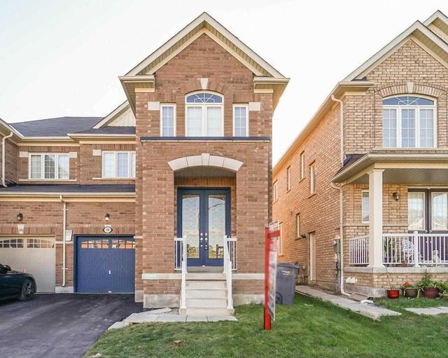 388 Royal West Dr, House semidetached with 3 bedrooms, 3 bathrooms and 3 parking in Brampton ON | Image 1