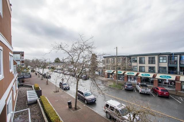 201 - 15213 Pacific Avenue, Condo with 3 bedrooms, 2 bathrooms and 1 parking in White Rock BC | Image 29