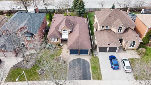 85 Cityview Circ, House detached with 2 bedrooms, 4 bathrooms and 4 parking in Barrie ON | Image 23