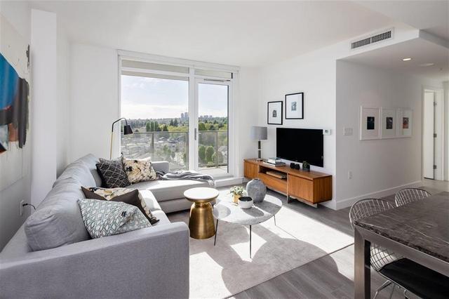 201 - 8121 Chester Street, Condo with 2 bedrooms, 1 bathrooms and null parking in Vancouver BC | Card Image