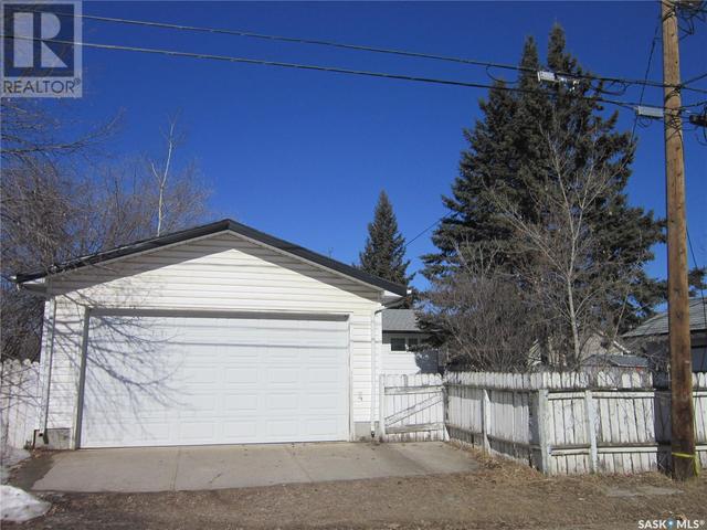 508 1st Avenue W, House detached with 3 bedrooms, 2 bathrooms and null parking in Nipawin SK | Image 6