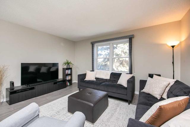 32 - 115 Main St S, Townhouse with 2 bedrooms, 2 bathrooms and 1 parking in Newmarket ON | Image 14