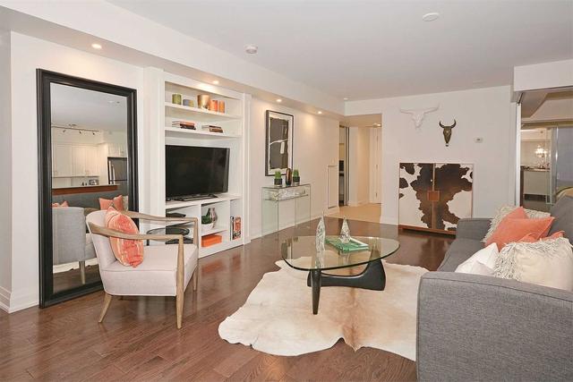 202 - 18 Beverley St, Condo with 2 bedrooms, 2 bathrooms and 1 parking in Toronto ON | Image 23