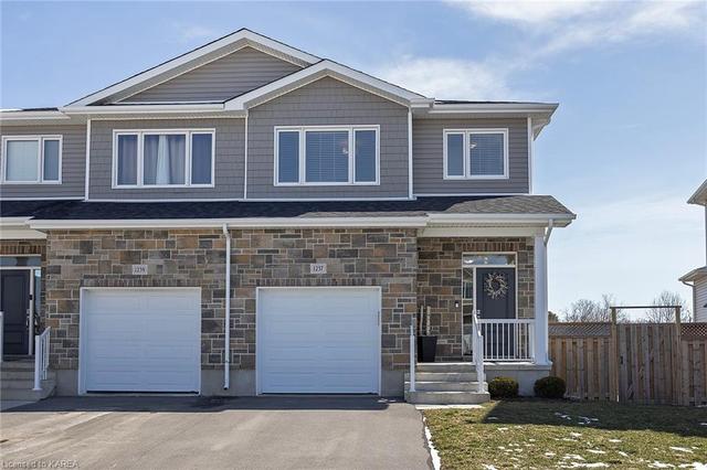 1237 Max Crescent, House semidetached with 3 bedrooms, 2 bathrooms and 3 parking in Kingston ON | Image 34