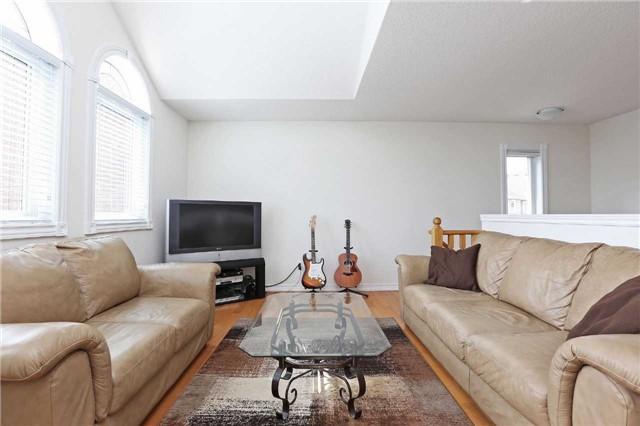 86 Rushmore Crt, House detached with 3 bedrooms, 3 bathrooms and 6 parking in Markham ON | Image 10