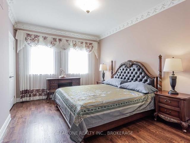 15 Royal Oak Dr, House detached with 5 bedrooms, 7 bathrooms and 10 parking in Toronto ON | Image 20