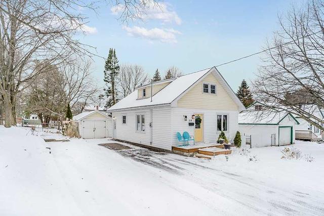 514 Queen St, House detached with 2 bedrooms, 2 bathrooms and 5 parking in Midland ON | Image 12