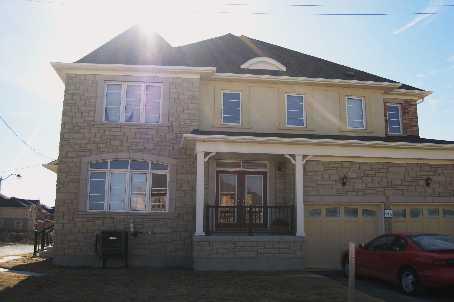 22 Palmvalley Dr, House detached with 4 bedrooms, 5 bathrooms and 4 parking in Brampton ON | Image 2