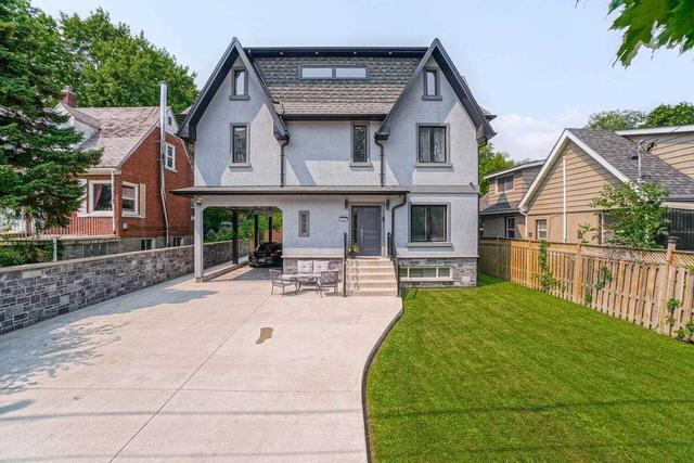 1329 St. James Ave, House detached with 7 bedrooms, 6 bathrooms and 11 parking in Mississauga ON | Image 1