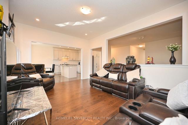 5 Seymour Rd, House detached with 4 bedrooms, 5 bathrooms and 7 parking in Brampton ON | Image 7