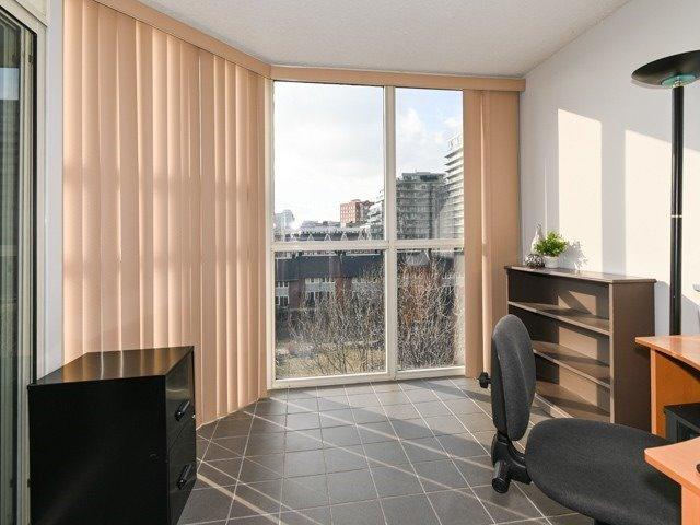 506 - 701 King St W, Condo with 1 bedrooms, 1 bathrooms and 1 parking in Toronto ON | Image 6