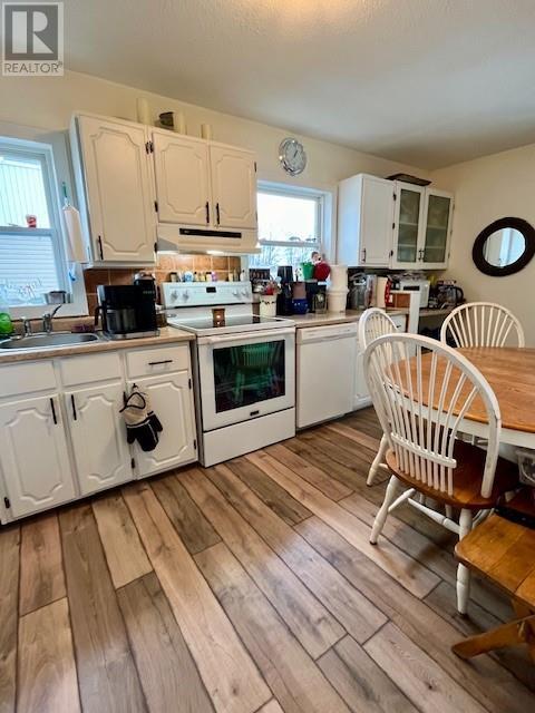 164 Axmith Ave, House detached with 3 bedrooms, 2 bathrooms and null parking in Elliot Lake ON | Image 12