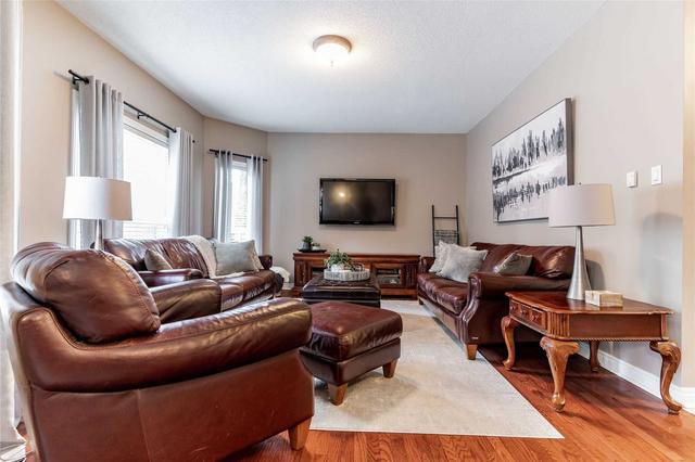 130 Hollybush Dr, House detached with 4 bedrooms, 4 bathrooms and 4 parking in Vaughan ON | Image 37