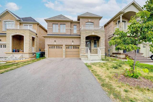 8 Amaretto Crt, House detached with 4 bedrooms, 4 bathrooms and 4 parking in Brampton ON | Card Image