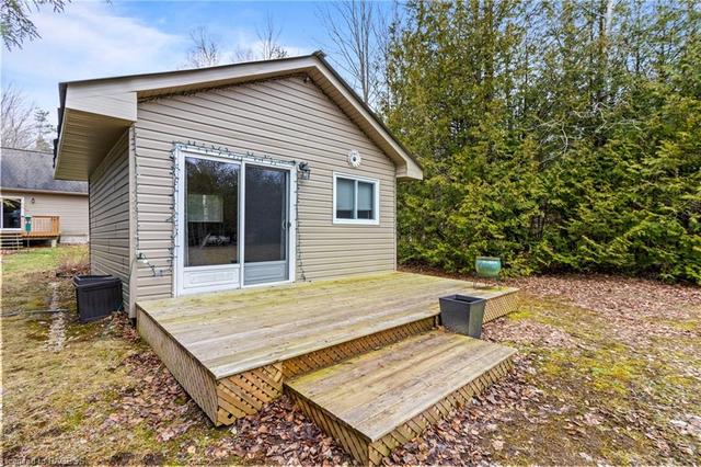 401309 Grey Road 17, House detached with 3 bedrooms, 2 bathrooms and 12 parking in Georgian Bluffs ON | Image 38