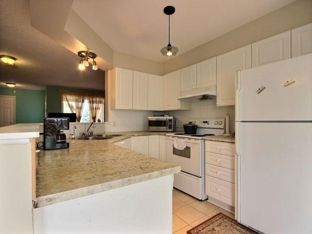 864 Nesting Way, House attached with 3 bedrooms, 2 bathrooms and 2 parking in Ottawa ON | Image 11