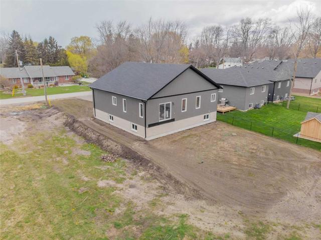 610 Chestnut St, House detached with 3 bedrooms, 2 bathrooms and 4 parking in Chatham Kent ON | Image 23