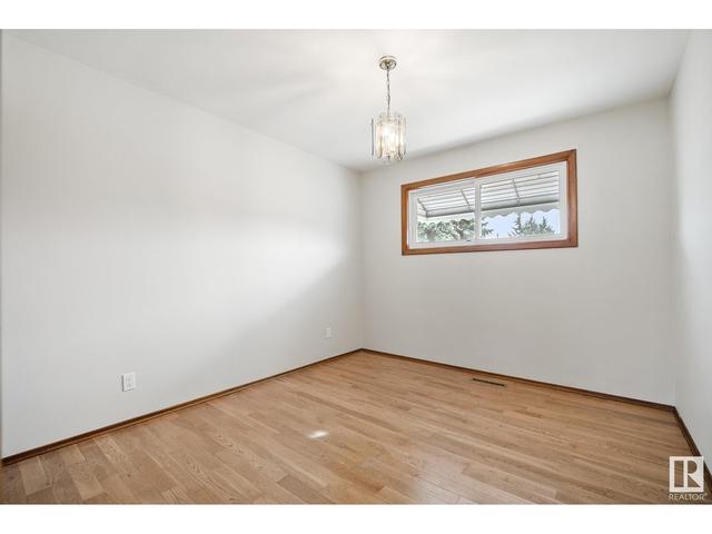9016 135a Av Nw, House detached with 3 bedrooms, 1 bathrooms and 4 parking in Edmonton AB | Image 17