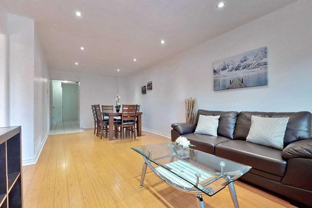49 Ingram Rd, House attached with 4 bedrooms, 4 bathrooms and 3 parking in Markham ON | Image 2