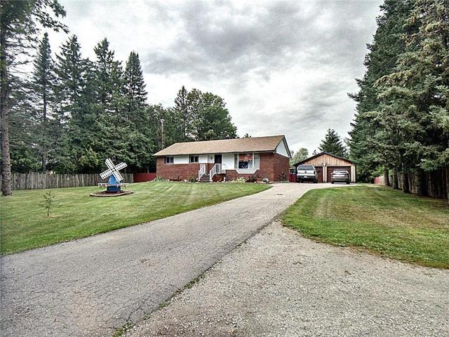 9394 Wellington 124 Road, House detached with 4 bedrooms, 1 bathrooms and 12 parking in Erin ON | Image 1
