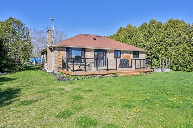 1034 Cockshutt Road, House detached with 3 bedrooms, 2 bathrooms and 8 parking in Norfolk County ON | Image 33