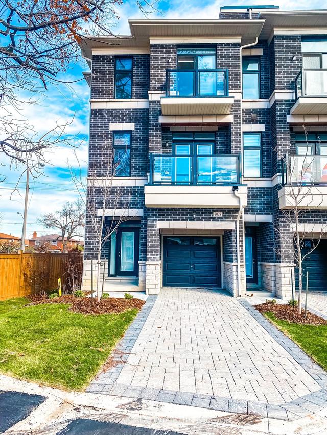 3038 Islington Ave, House attached with 3 bedrooms, 3 bathrooms and 2 parking in Toronto ON | Image 1