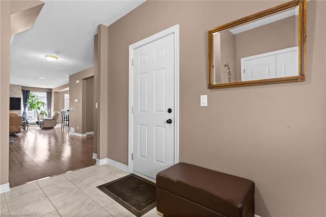 1214 Iris Drive, House detached with 3 bedrooms, 2 bathrooms and null parking in Kingston ON | Image 33