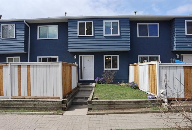 30, - 251 90 Avenue Se, House attached with 3 bedrooms, 1 bathrooms and 1 parking in Calgary AB | Card Image