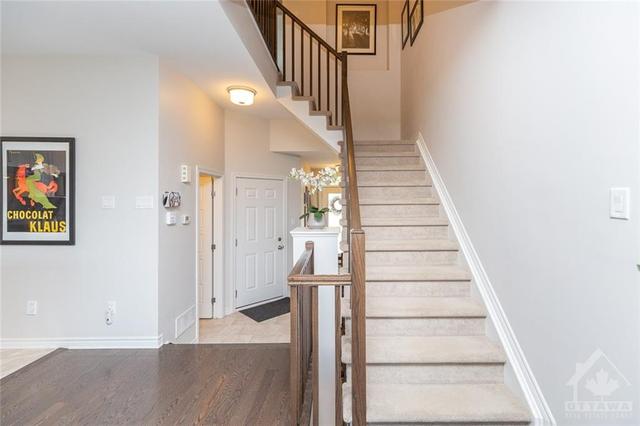 705 Cartographe Street, Townhouse with 3 bedrooms, 3 bathrooms and 2 parking in Ottawa ON | Image 12