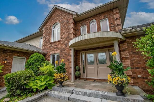 1679 Forster Ave, House detached with 4 bedrooms, 4 bathrooms and 6 parking in Peterborough ON | Image 1