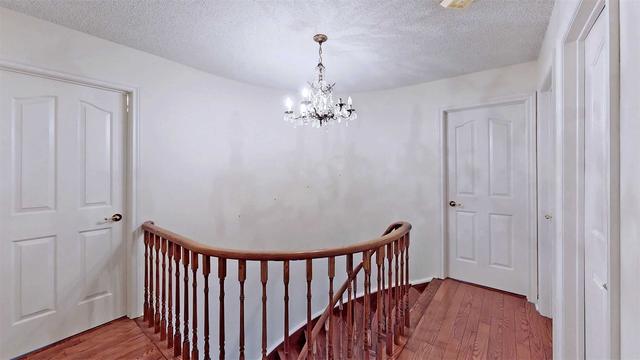 16 Sir Percival Crt, House detached with 4 bedrooms, 4 bathrooms and 6 parking in Markham ON | Image 21